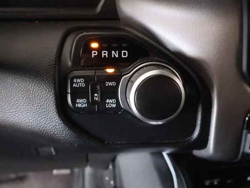Used 2019 RAM 1500 Big Horn AWD/4WD image 7