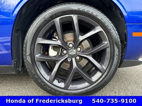 Used 2021 Dodge Challenger SXT w/ Blacktop Package image 13