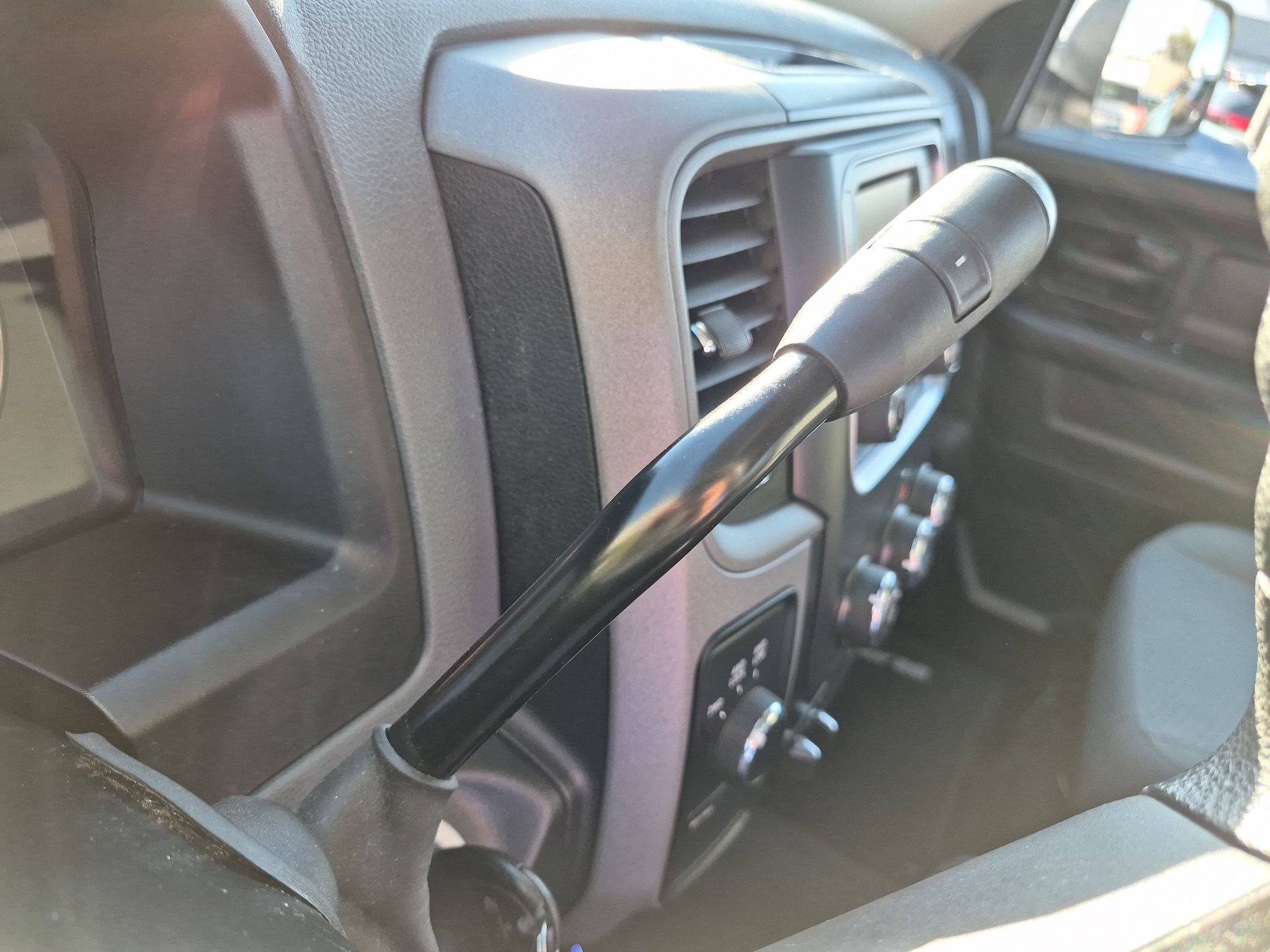 Used 2018 RAM 2500 Tradesman w/ Chrome Appearance Group AWD/4WD image 27