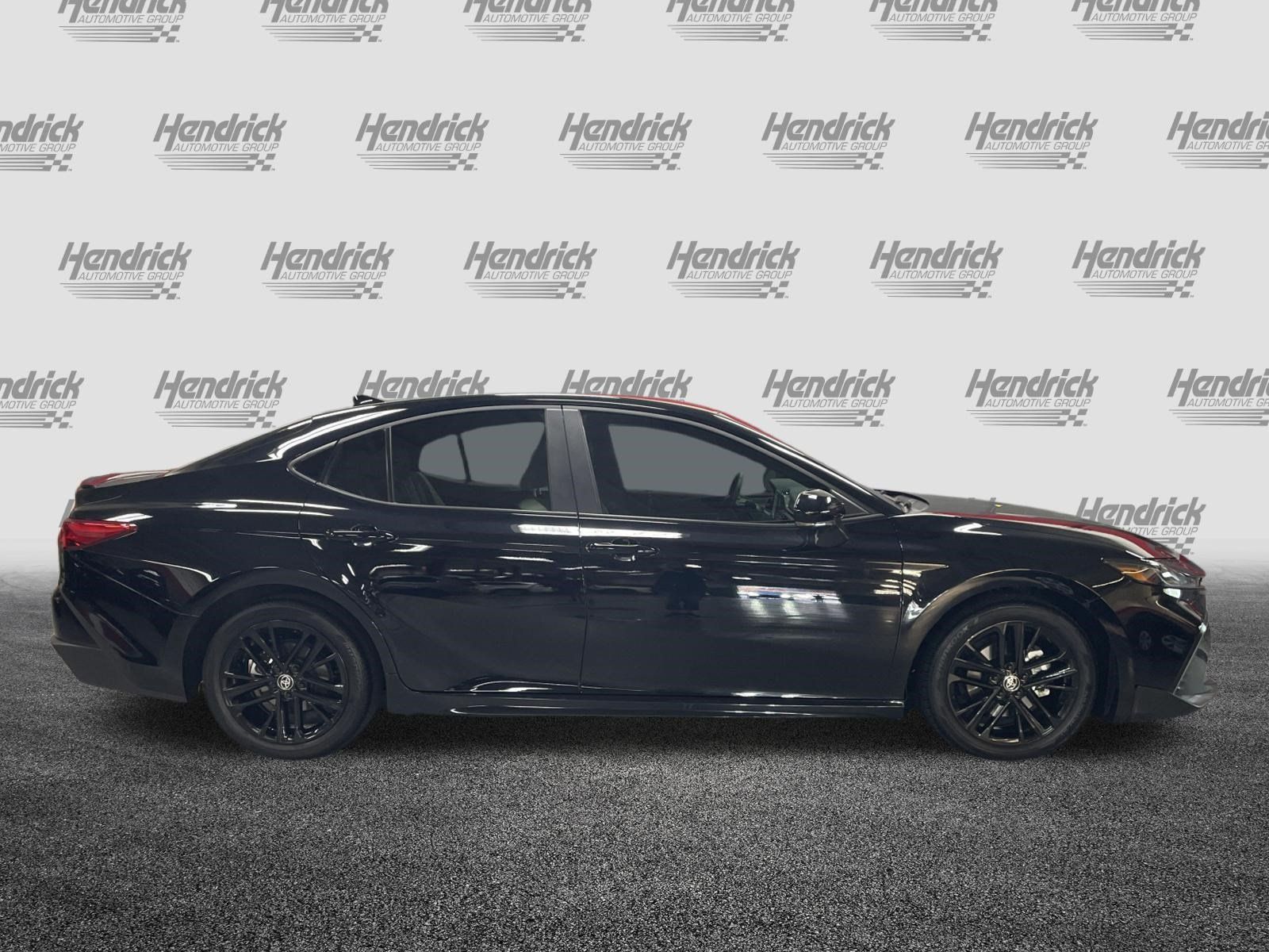 Used 2026 Toyota Camry SE FWD image 11