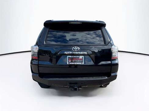 Used 2024 Toyota 4Runner SR5 Premium image 6