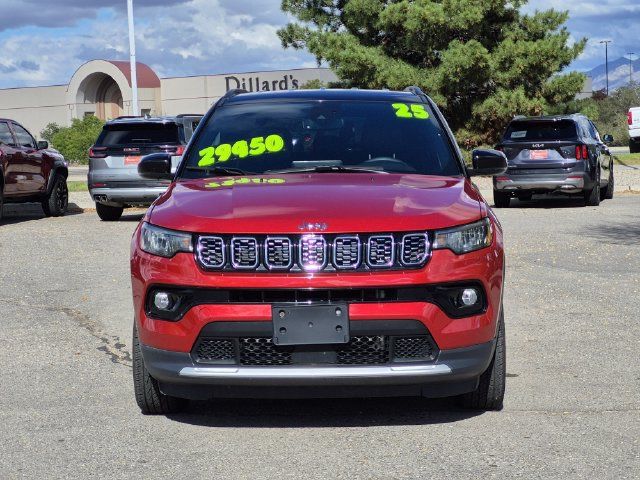 Used 2025 Jeep Compass Limited AWD/4WD image 2