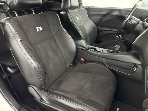 Used 2022 Dodge Challenger R/T Scat Pack w/ T/A Package image 32