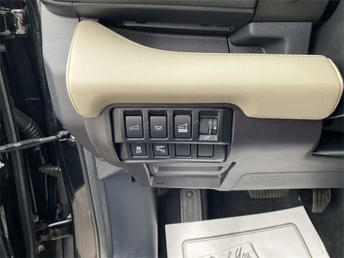 Used 2020 Subaru Ascent Touring image 15
