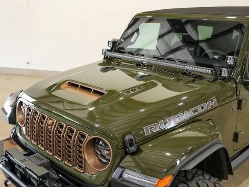 Used 2024 Jeep Wrangler Unlimited Rubicon 392 image 4