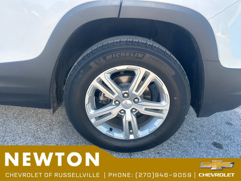 Used 2024 GMC Terrain SLE FWD image 18