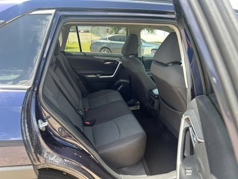 Used 2024 Toyota RAV4 XLE AWD/4WD image 15