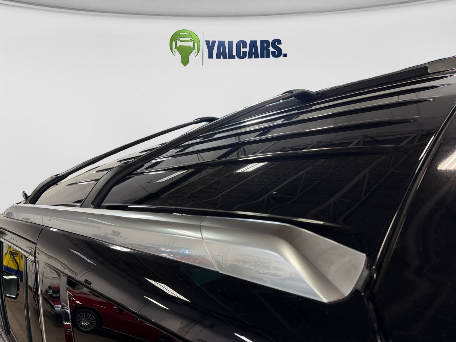 Used 2015 Cadillac Escalade Premium AWD/4WD image 11
