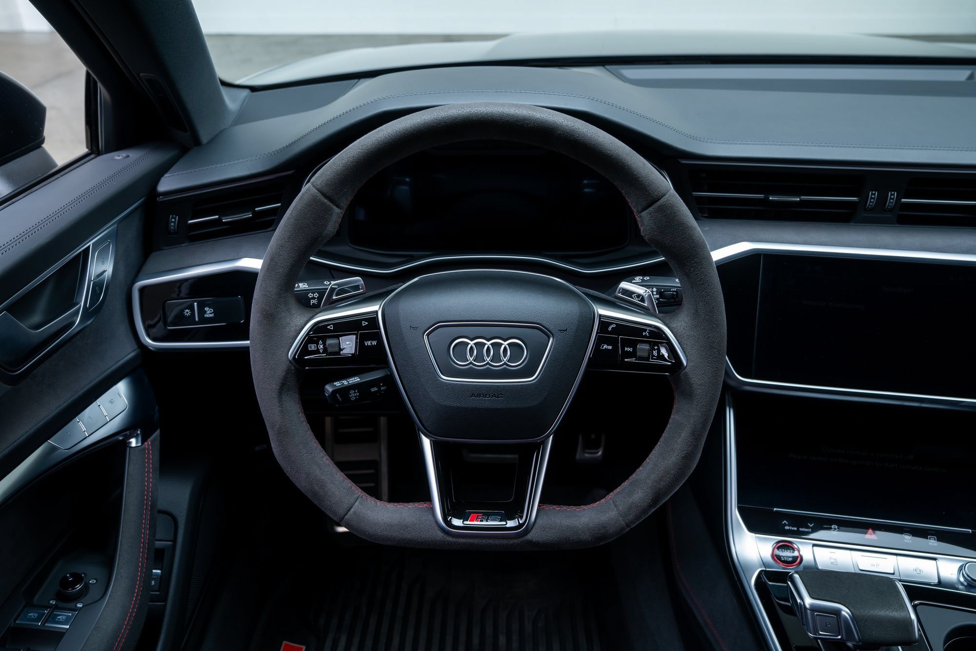 Used 2024 Audi RS 6 performance AWD/4WD image 14