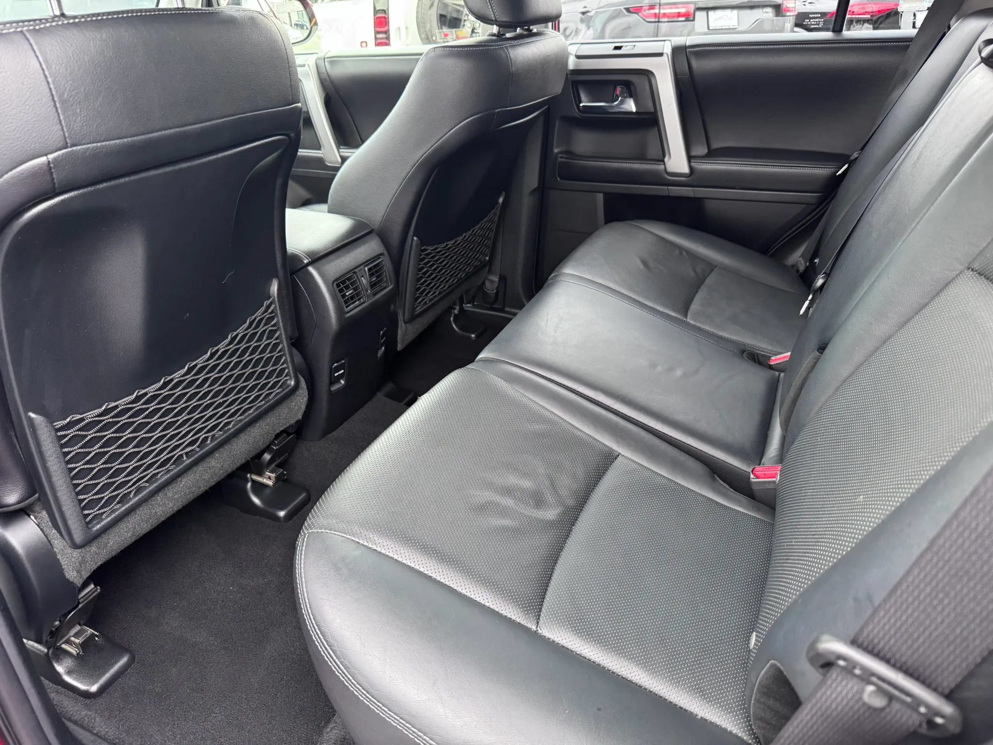 Used 2016 Toyota 4Runner Limited AWD/4WD image 21
