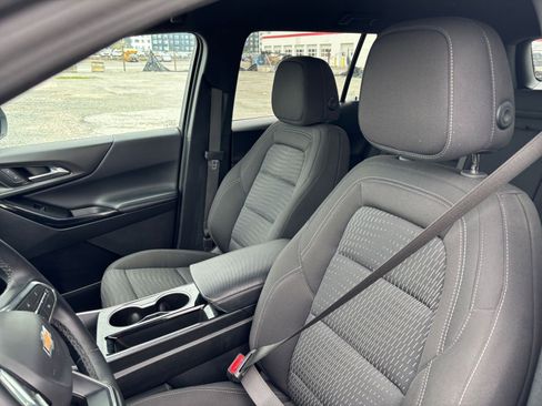 Used 2025 Chevrolet Equinox LT AWD/4WD image 36