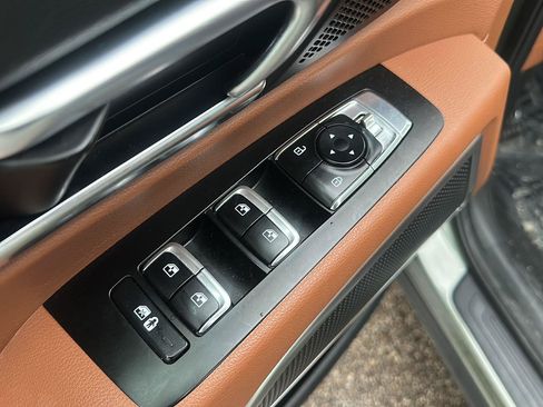 Used 2024 Kia Telluride EX X-Line AWD/4WD image 10