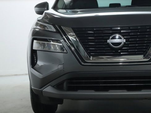 Used 2023 Nissan Rogue SV image 7