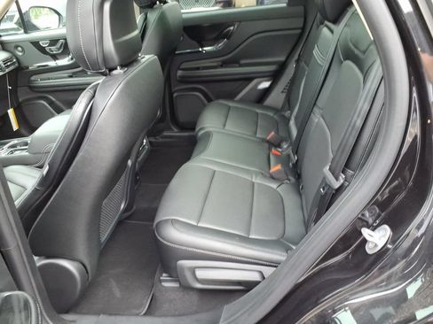 Used 2025 Lincoln Corsair Grand Touring w/ Equipment Group 302A AWD/4WD image 12