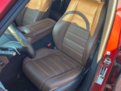 Used 2024 Mercedes-Benz GLS 450 4MATIC image 5