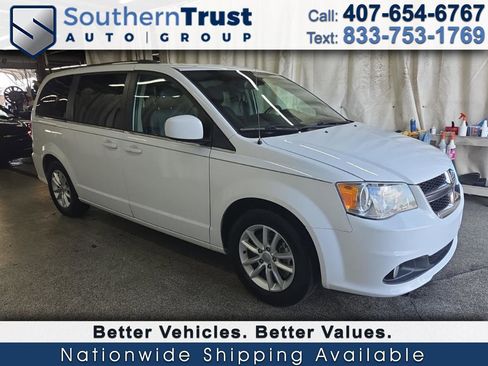Used 2020 Dodge Grand Caravan SXT image 1