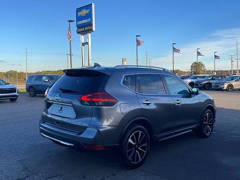 Used 2017 Nissan Rogue AWD image 4