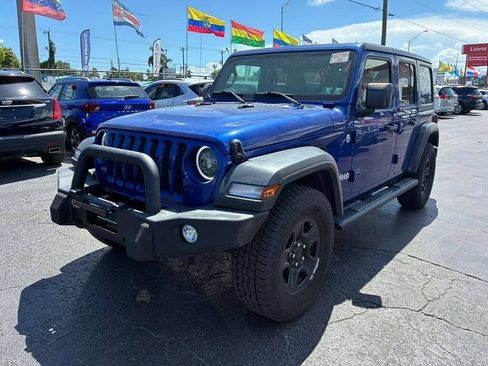 Used 2018 Jeep Wrangler Unlimited Sport AWD/4WD image 6