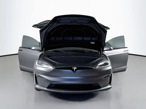 Used 2024 Tesla Model X AWD/4WD image 29