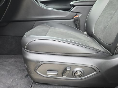 New 2026 Jeep Grand Cherokee L 4WD image 17