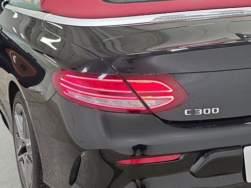 Used 2023 Mercedes-Benz C 300 4MATIC Cabriolet image 33