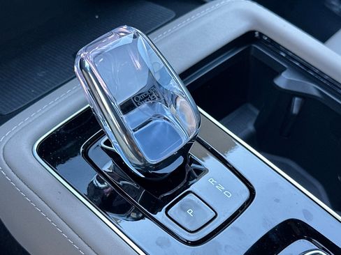 New 2026 Volvo XC90 B6 Plus image 20