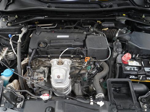 Used 2016 Honda Accord Sport image 28