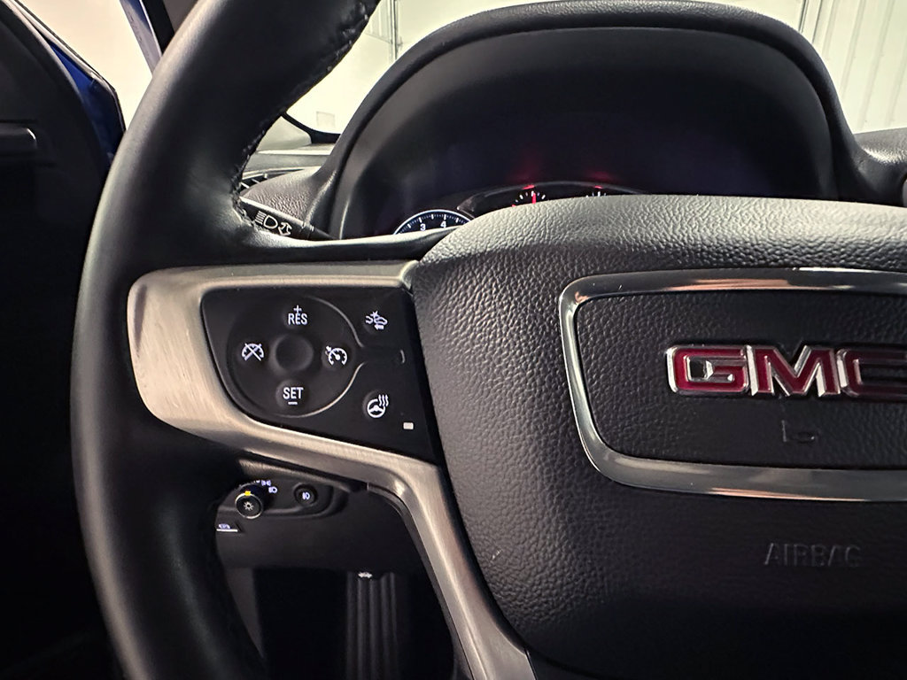 Used 2024 GMC Terrain SLT AWD/4WD image 35