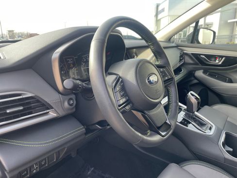 Used 2025 Subaru Outback Onyx Edition image 25