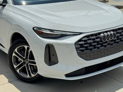 New 2025 Audi Q5 2.0T Premium image 6