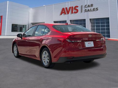 Used 2025 Toyota Camry LE FWD image 3