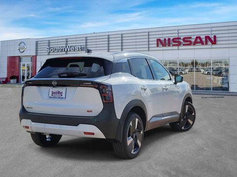 New 2026 Nissan Kicks SR image 6