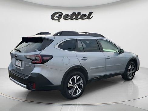 Used 2020 Subaru Outback Limited w/ Popular Package #2 image 3