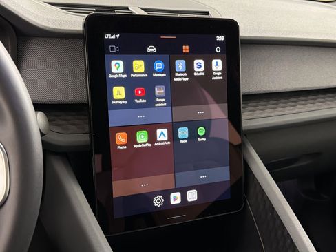 Used 2022 Polestar Polestar 2 image 13