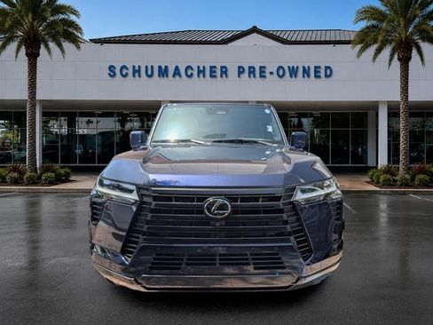 Used 2025 Lexus GX 550 w/ Cold Area Package AWD/4WD image 2