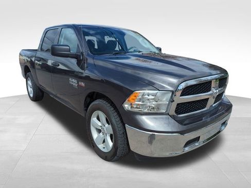 Used 2023 RAM 1500 Classic SLT AWD/4WD image 9