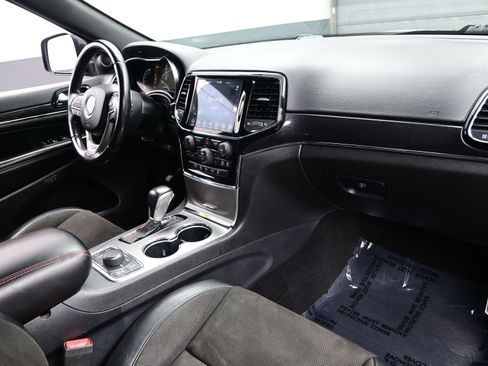 Used 2020 Jeep Grand Cherokee Trailhawk AWD/4WD image 15