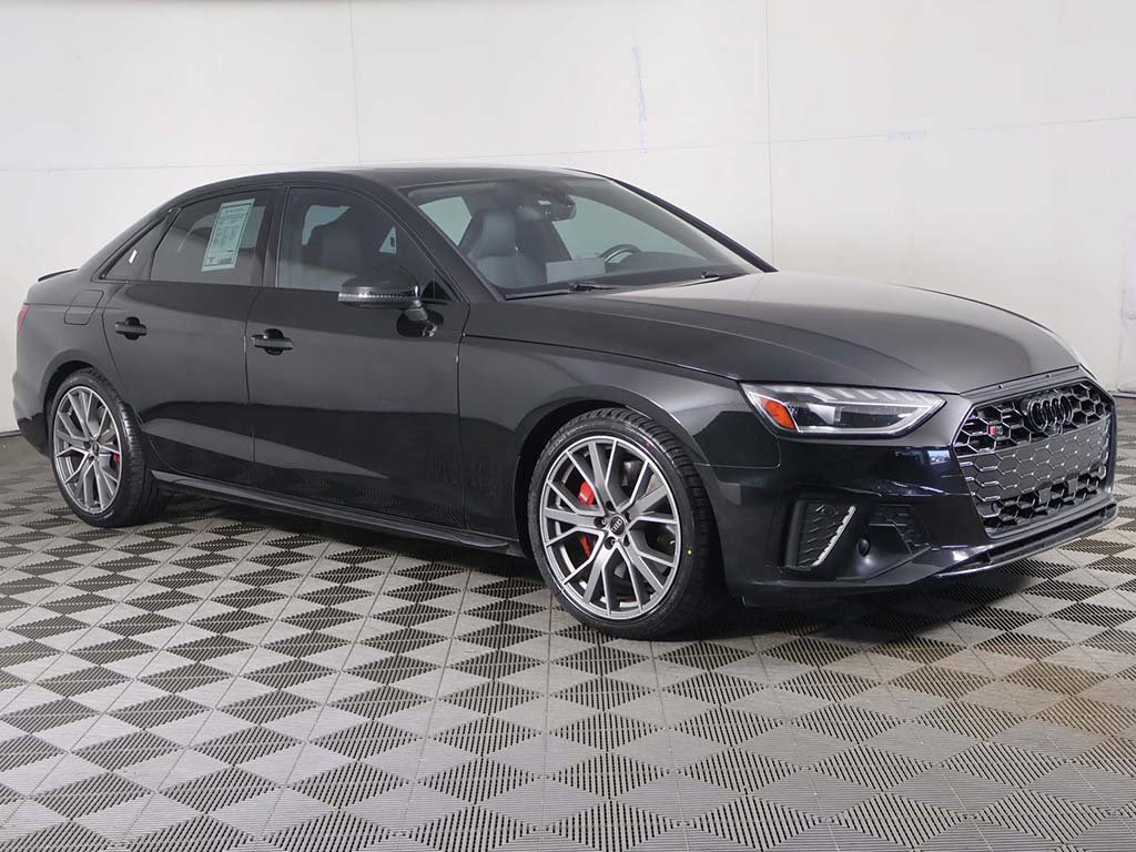 Used 2023 Audi S4 Premium Plus w/ Premium Plus Package AWD/4WD image 3