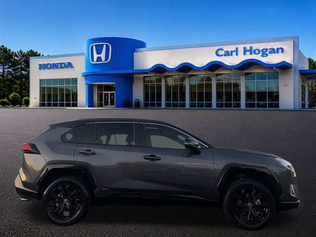 Used 2024 Toyota RAV4 XSE AWD/4WD image 12