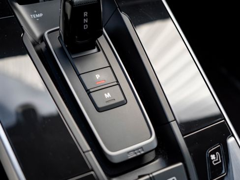 Used 2021 Porsche 911 Carrera 4S image 23