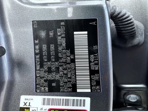Used 2024 Toyota Highlander Platinum AWD/4WD image 26