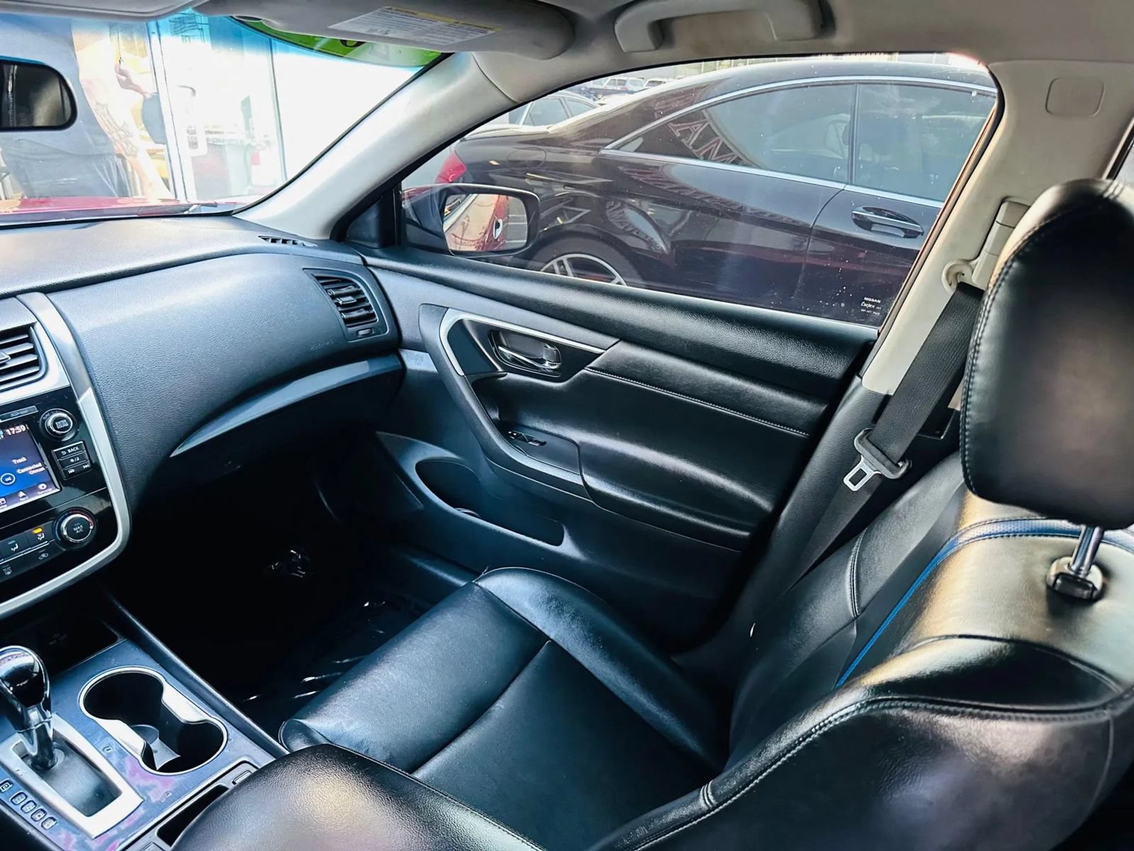 Used 2018 Nissan Altima 2.5 SR w/ SR Special Edition FWD image 14