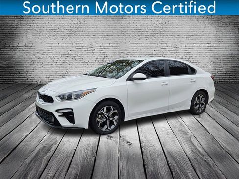 Used 2021 Kia Forte LXS image 1