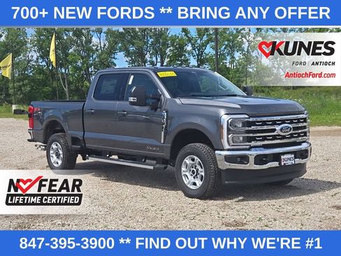 New 2026 Ford F250 XLT w/ XLT Premium Package AWD/4WD image 1