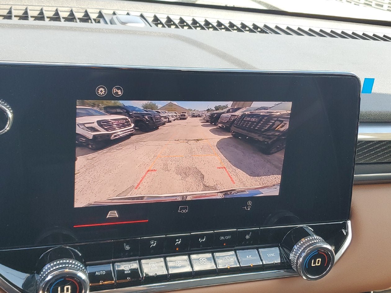 New 2026 GMC Canyon AT4 AWD/4WD image 22