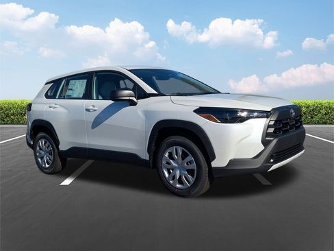 New 2026 Toyota Corolla Cross L image 2