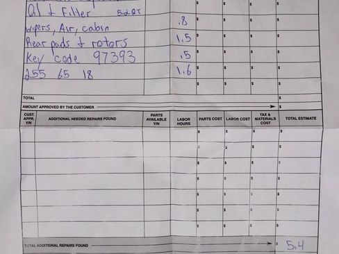 Certified 2023 Ford Explorer XLT w/ Equipment Group 202A image 5