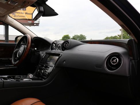 Used 2017 Jaguar XJ R-Sport AWD/4WD image 51