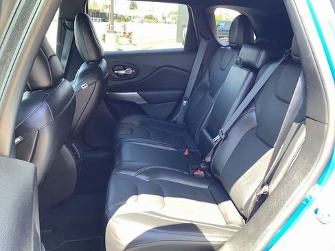 Used 2021 Jeep Cherokee Latitude Lux 80th Anniv w/ Quick Order Package 26U 80TH image 25