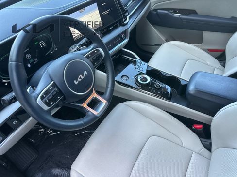 Certified 2023 Kia Sportage EX AWD/4WD image 11